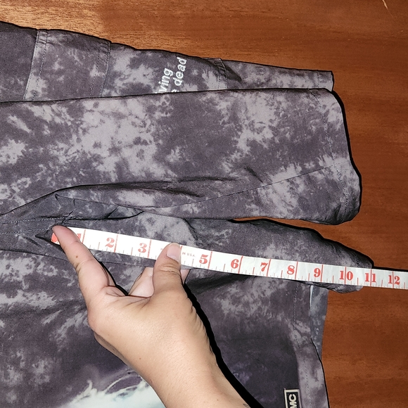 AMC's TWD Offical Licensed Swim Shorts - Picture 9 of 12